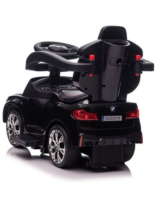 Chipolino BMW bébitaxi tolókarral - black