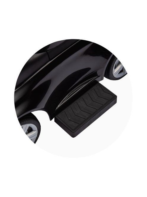 Chipolino Mercedes Benz C-Class bébitaxi tolókarral - pink