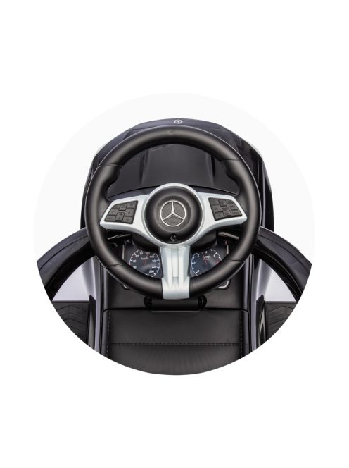 Chipolino Mercedes Benz C-Class bébitaxi tolókarral - pink