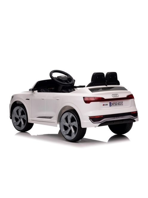 Chipolino Audi SQ8 elektromos autó - white
