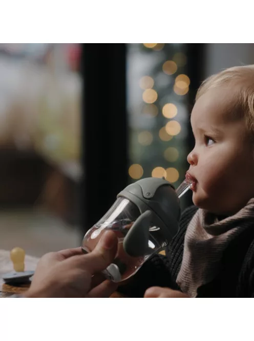 Mininor szívószálas itatópohár 220 ml - szürke