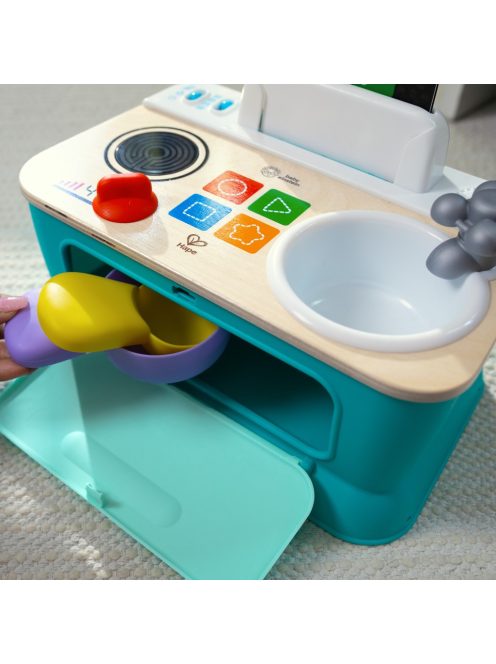 Baby Einstein Zenélő játékkonyha, Magic Touch Kitchen™ Pretend to Cook, HAPE, 9 hó+