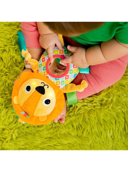 Bright Starts C-karikán játék dallamokkal, oroszlán, Huggin' Lights™, 0 hó+