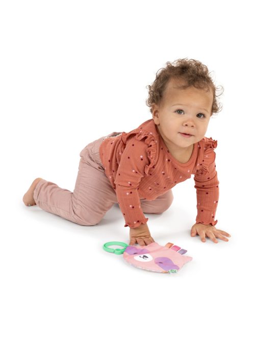 INGENUITY Crinklet™ érzékszervi játék C gyűrűn mosómedve Deni 0m+