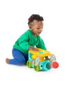 Bright Starts Autó bedobálható labdákkal Pop & Roll Safari Bus™ 6hó+