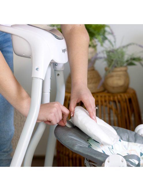 INGENUITY Parker™ zenélő hintaszék 0 hónapos kortól, 9 kg-ig