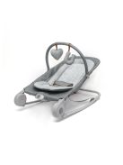 INGENUITY Summer™ 2 az 1-ben pihenőszék Bouncer & Rocker Duo