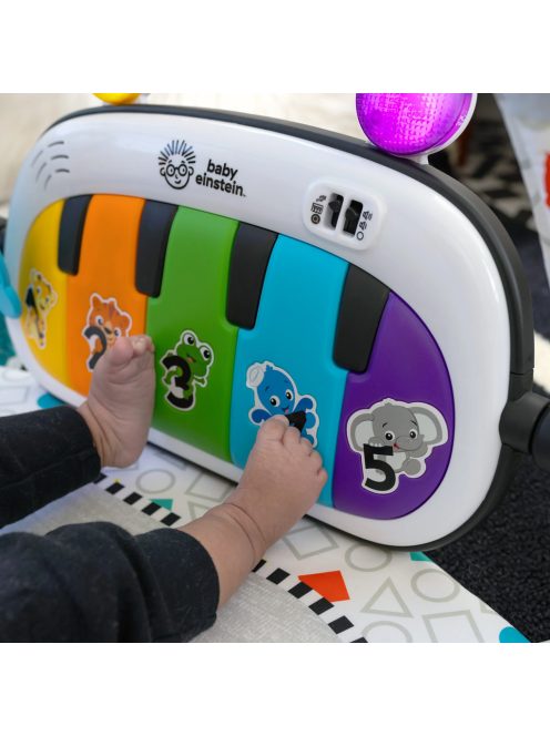 BABY EINSTEIN Kiságy járókával és zongorával 3in1 Kick & Snooze™ 0hó+