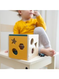   Petite&Mars Fa formaválogató játék Gravity Wood of Mars 12hó+ - Cosmic Blue