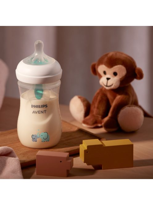 Avent SCY673/81 Natural Response elefántos cumisüveg AirFree 260 ml 1 hó+
