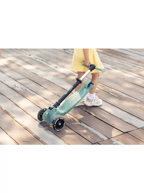 QPlay Sparkling gyerek roller LED világító kerekekkel - Black