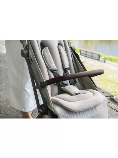 Britax Römer Set Stroller FLYLITE + free travel bag Teak