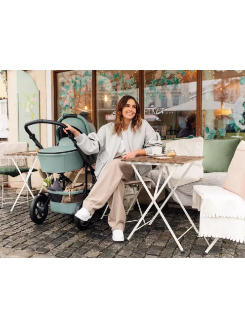 Britax Römer Smile 5Z Comfort Plus Set Classic 4in1 (Smile 5z babakocsi + mózeskosár + Baby-Safe Pro + Vario Base 5Z) Midnight Grey