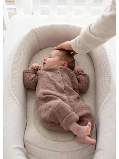 Inglesina Babafészek Welcome Pod - Quiet Beige