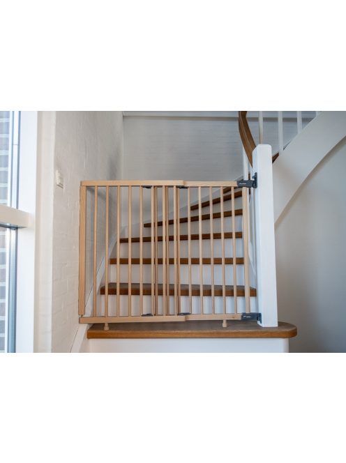 BabyDan Magas biztonsági kapu lépcsőhöz Mona fa 65-110 cm