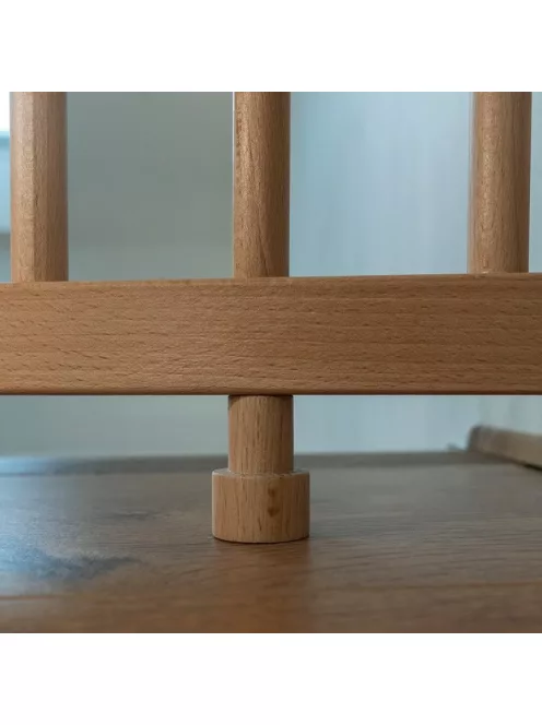 BabyDan Mona magas fa biztonsági rács rögzítőkapcsokkal korláthoz 74,5-114 cm, m.81cm