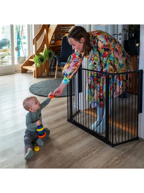 BabyDan Univerzális térkorlát Carl Wide - fekete