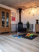 BabyDan Univerzális térkorlát Carl XX Wide - fekete