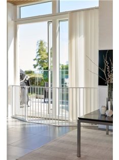 Baby Dan Supreme Olaf X fehér térkorlát, 90-225 cm