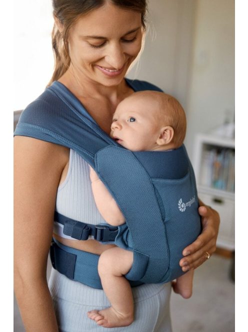 Ergobaby Embrace Hordozó Soft Air Mesh: Blue / Kék