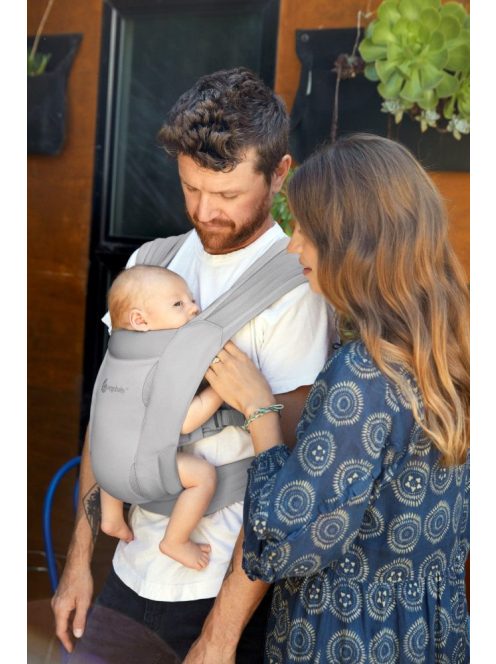 Ergobaby Embrace Hordozó Soft Air Mesh: Soft Grey / Szürke
