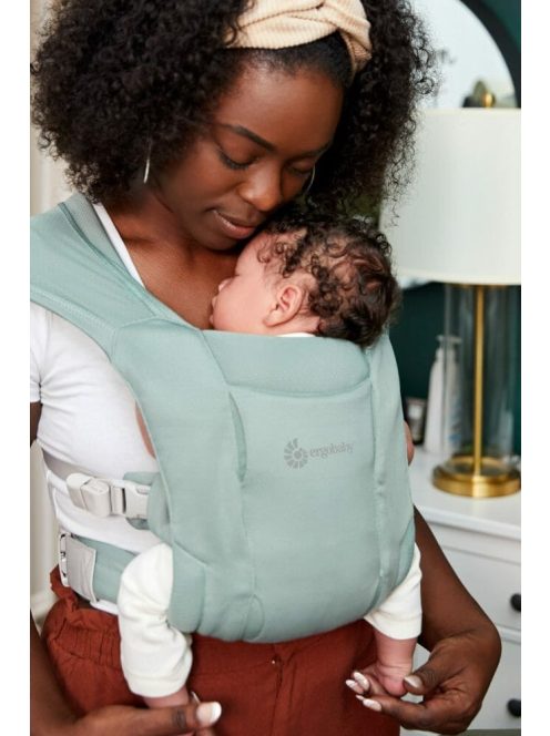 Ergobaby Embrace Hordozó Soft Air Mesh: Sage / Zsálya zöld