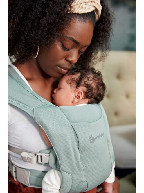 Ergobaby Embrace Hordozó Soft Air Mesh: Sage / Zsálya zöld