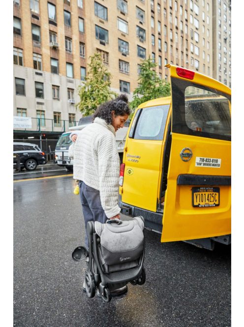 Ergobaby Metro+ Deluxe kompakt városi babakocsi Empire State Green / Zöld