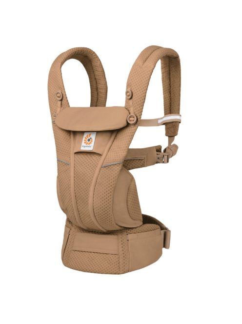 Ergobaby Omni Breeze Hordozó: Camel Brown / Teve barna