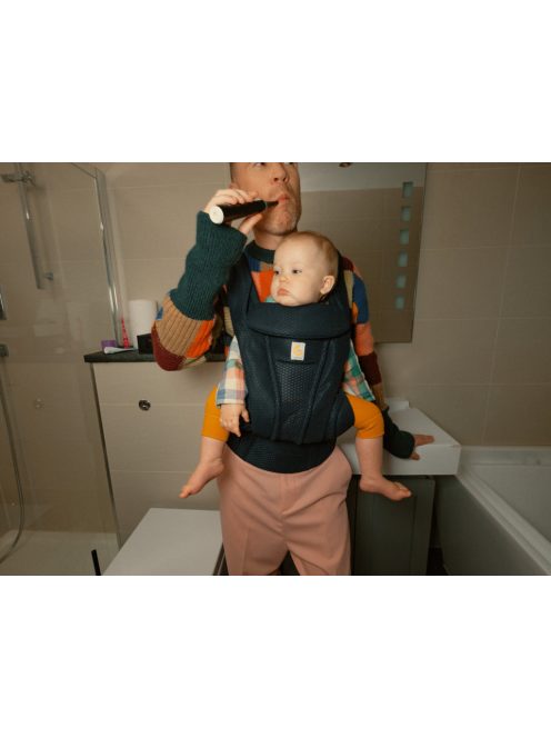 Ergobaby Omni Deluxe Mesh Hordozó: Midnight Blue / Kék