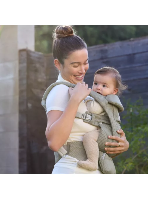Ergobaby Omni Deluxe Mesh Hordozó - Soft Olive / Olivazöld