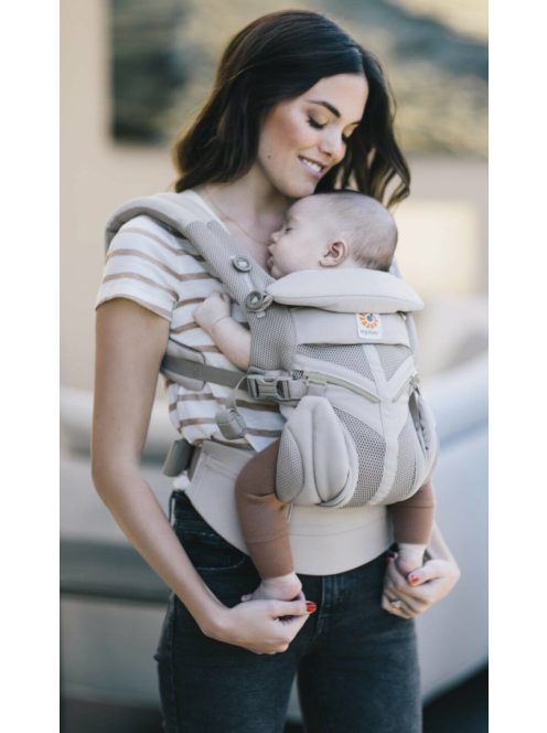 Ergobaby Omni 360 Cool Air Mesh Hordozó: - Onyx Black / Fekete