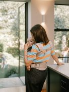 Ergobaby Omni 360 Cool Air Mesh Hordozó: - Pearl Grey / Gyöngy szürke