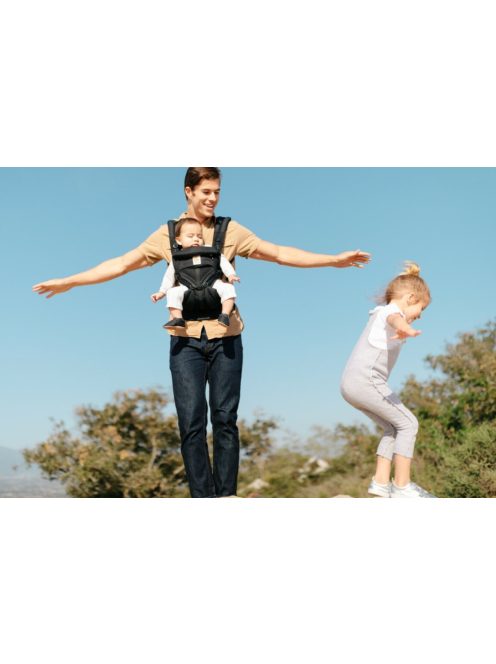Ergobaby Omni 360 Cool Air Mesh Hordozó: - Pearl Grey / Gyöngy szürke