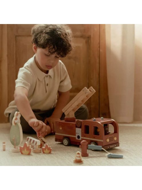 Little Dutch Tűzoltóautó kiegészítőkkel